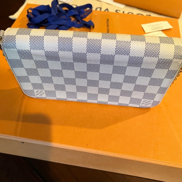 LOUIS VUITTON AZUR Felicie No inserts - Picture 3 of 14